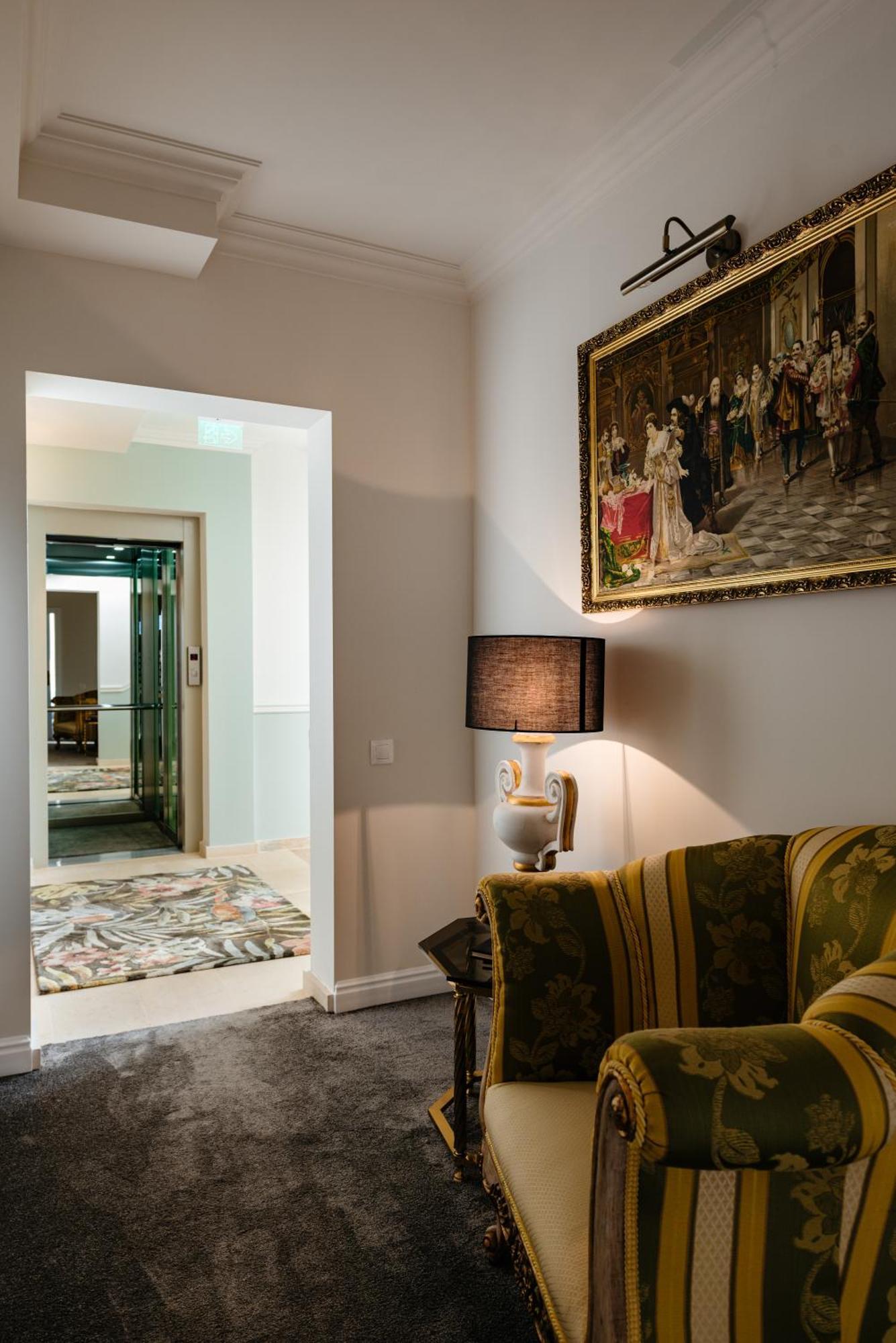Ateneea Luxury Rooms Cluj-Napoca Exterior photo
